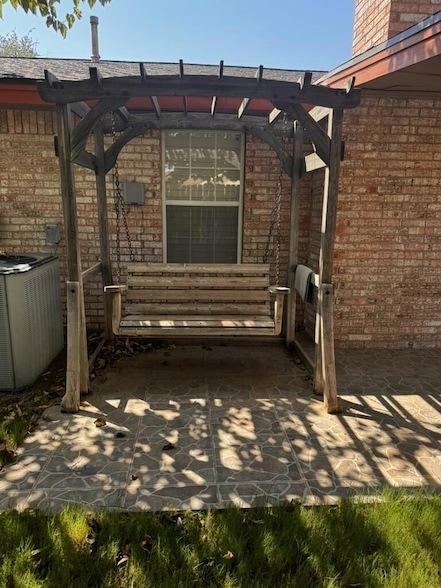 Building Photo - 403 Crenshaw Dr