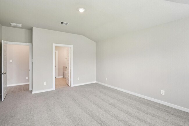 Building Photo - 5423 Kingdom Heights Blvd