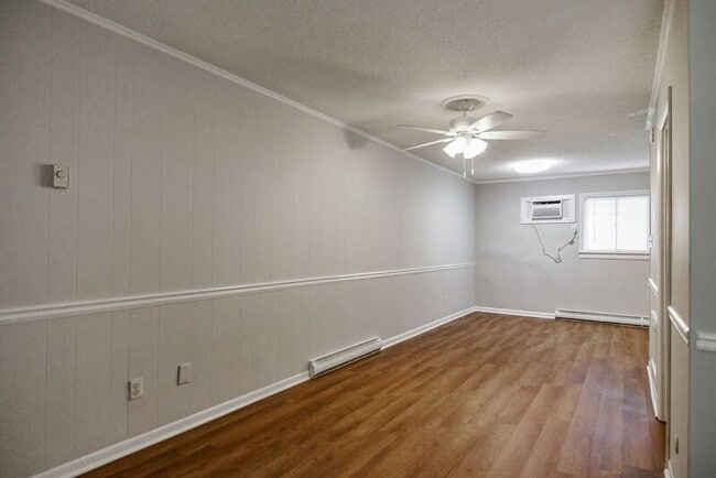 Building Photo - 550 Macon Hwy