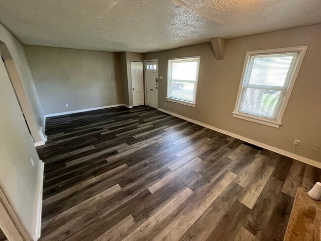 Building Photo - Freshly Renovated Two Bedroom Home Coming ...