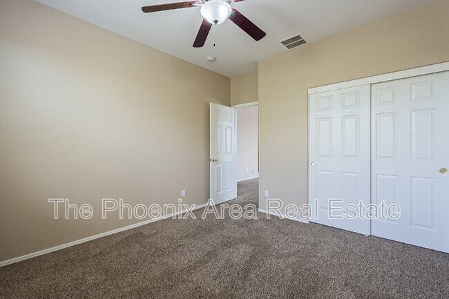 Building Photo - 43476 Caven Dr