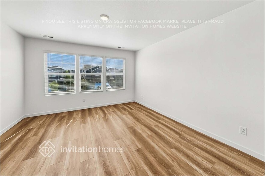 Building Photo - 257 S Uriah St