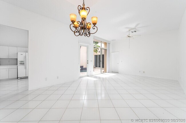 Building Photo - 17282 Bermuda Village Dr