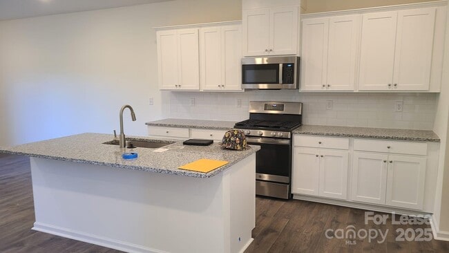 Building Photo - 2841 Yeager Dr NW