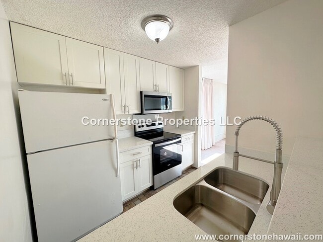 Building Photo - 55 S Judd St