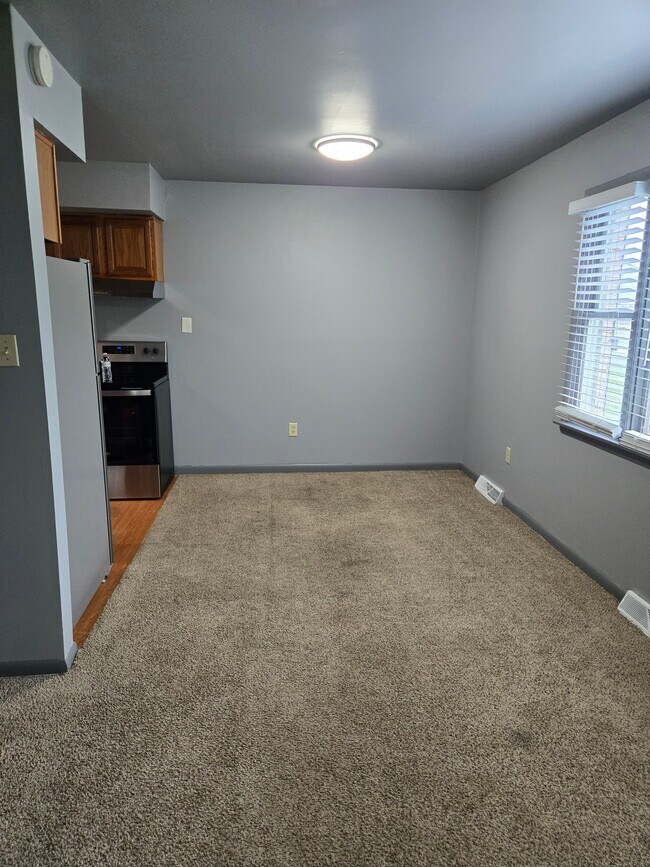 Building Photo - 102 Wyncote Ct