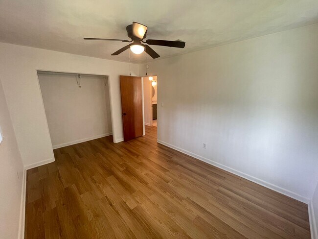 Building Photo - 2269 Southland Rd