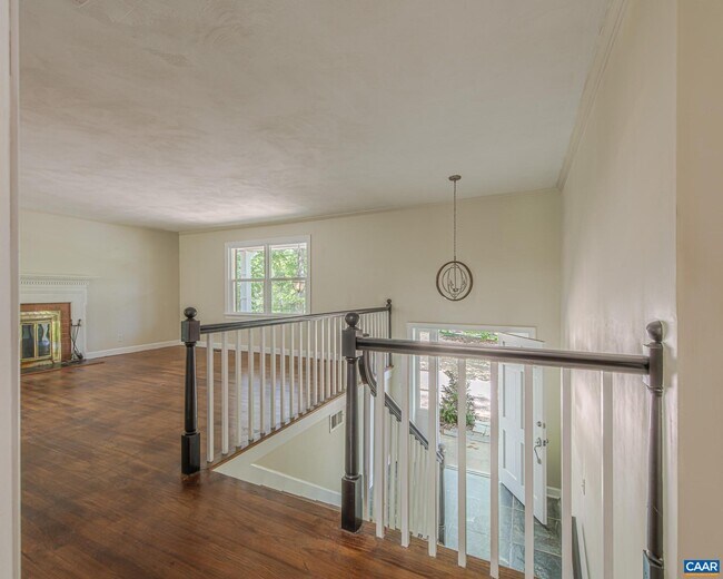 Building Photo - 337 Carrsbrook Dr