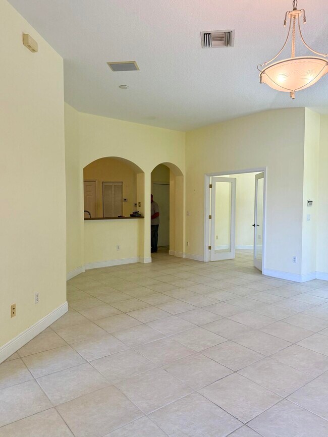 Building Photo - 168 Coconut Key Ln