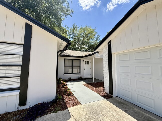 Building Photo - 7502 Culver Ln
