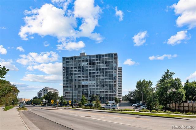 Building Photo - 3100 E Cherry Creek S Dr