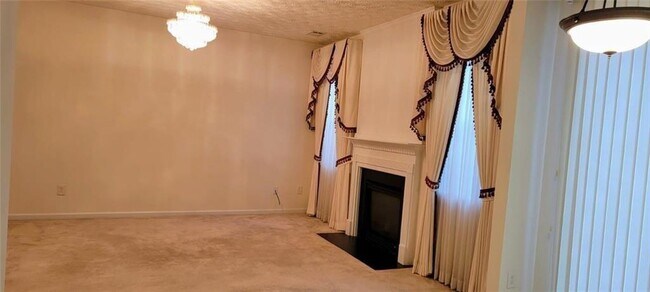 Building Photo - 314 Stone Valley Xin