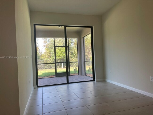 Building Photo - 4800 Crested Eagle Ln