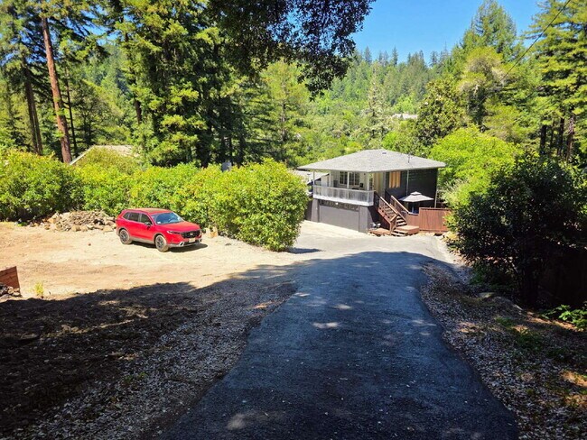 Building Photo - Compound-Style Mountain Living at Its Finest — Spacious Main Home + Brand-New Modern One-Bedroom ...