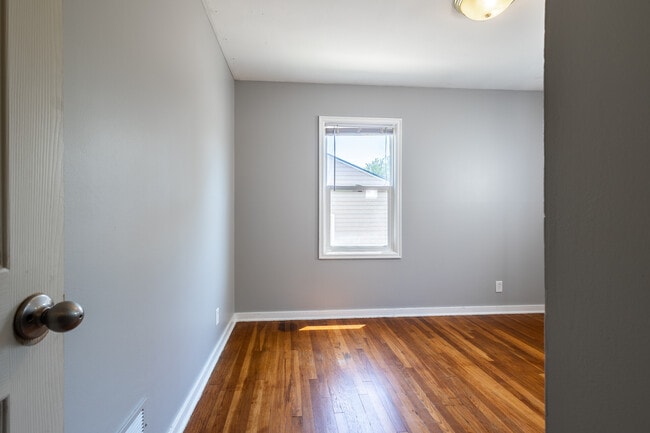 Building Photo - 5713 Spaulding St