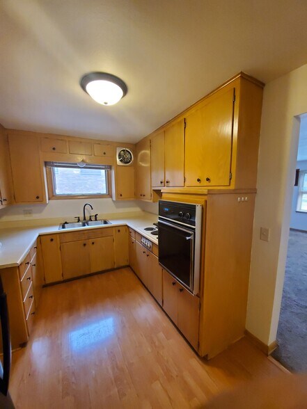 Building Photo - 4909 Ascot Ln