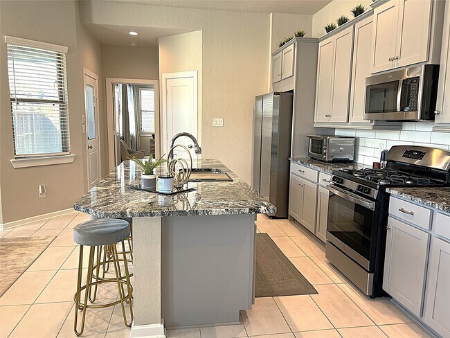 Building Photo - 16303 Tawny Emperor Dr