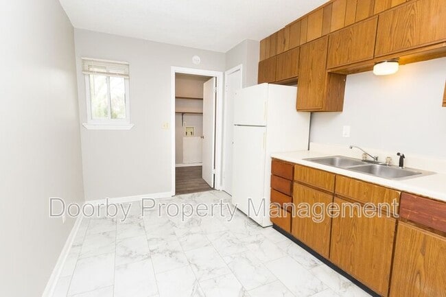 Building Photo - 124 Fawn Dr