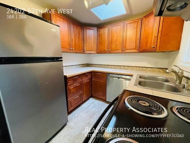 Building Photo - 24202 57th Ave W