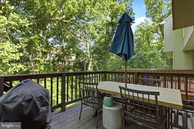 Building Photo - 14229 Oakpointe Dr