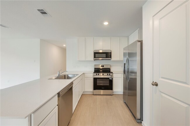 Building Photo - 5433 Bear Run