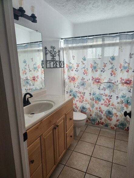 Building Photo - 12936 Timpview Dr