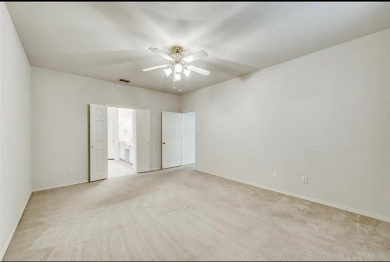 Building Photo - 818 Green Pond Dr