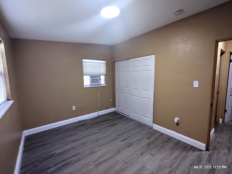 Building Photo - 1362 Gardenia Ave