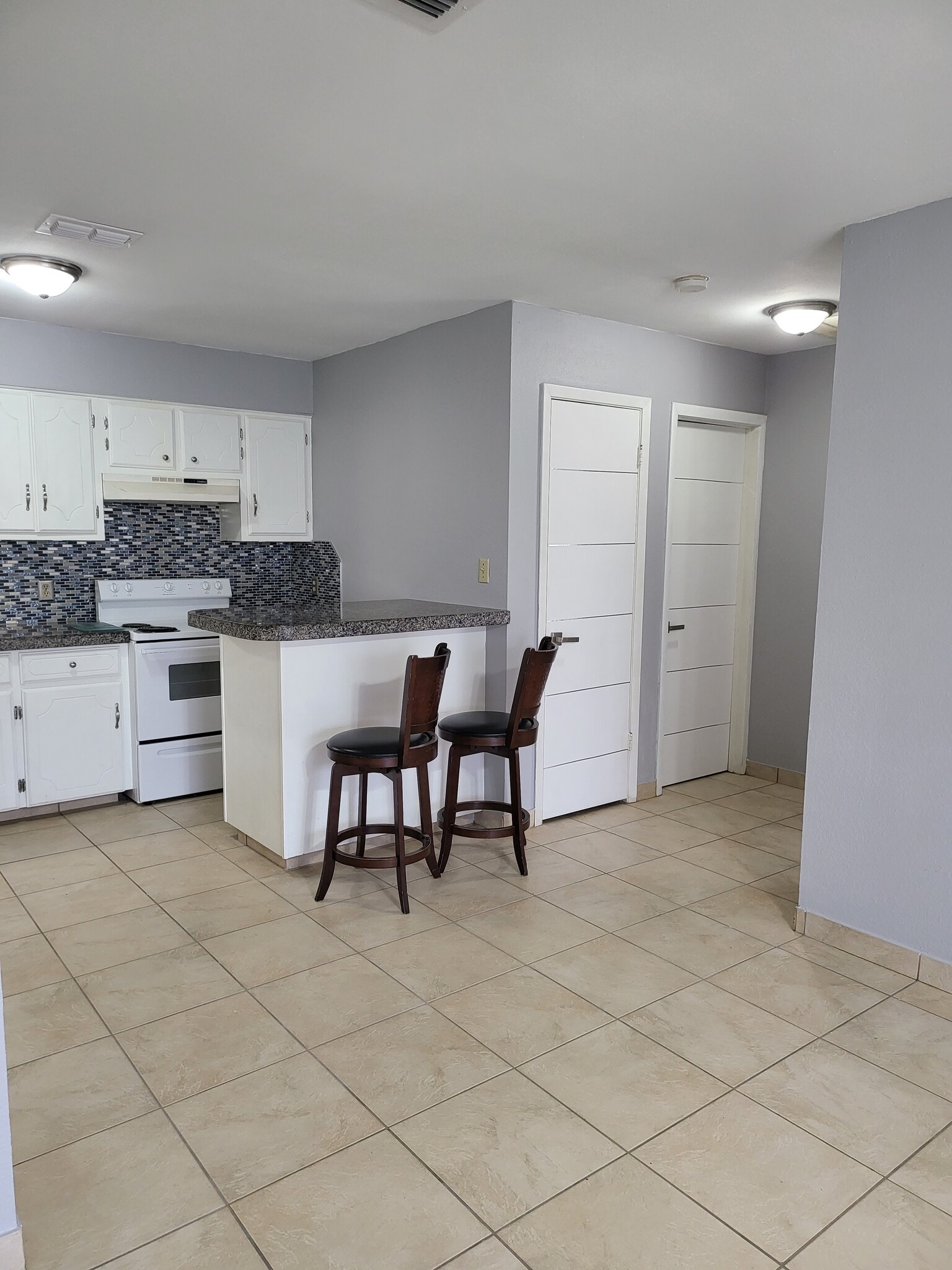 Building Photo - 312 Gastel Cir