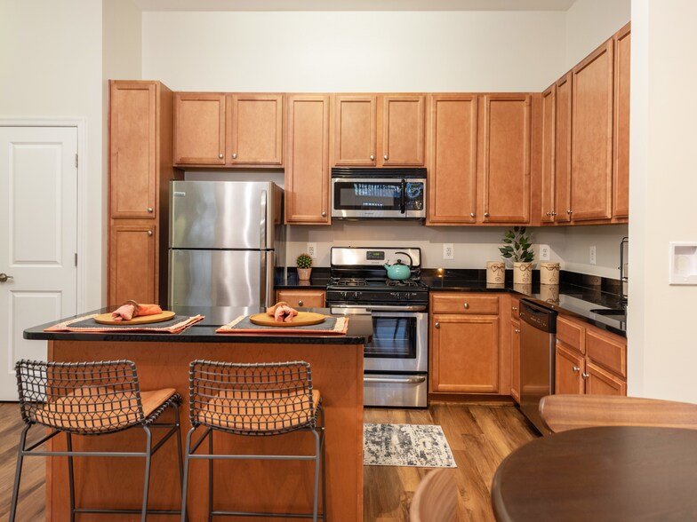 Apartment Kitchen - The Point at Monroe Place