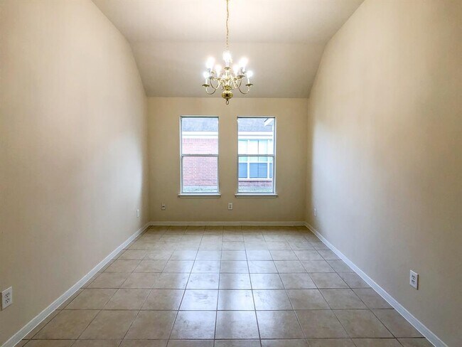 Building Photo - 4815 Vintage Grove Ct