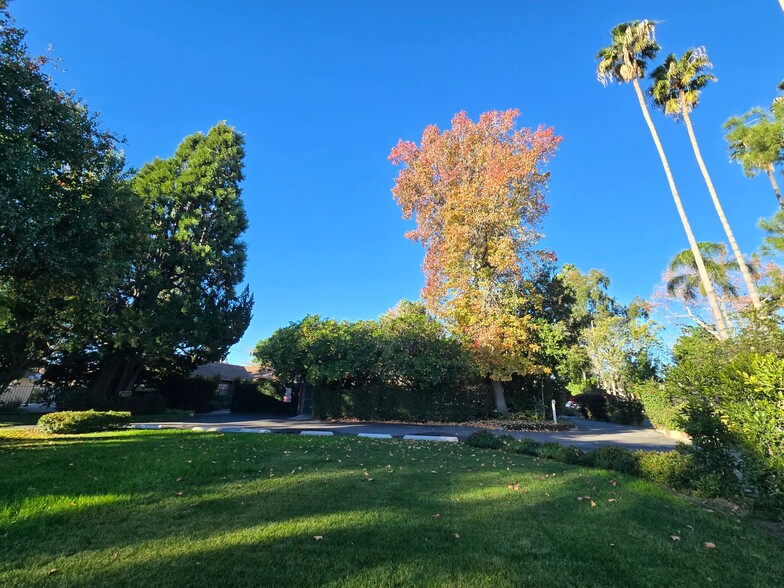 Building Photo - 7247 Allott Ave