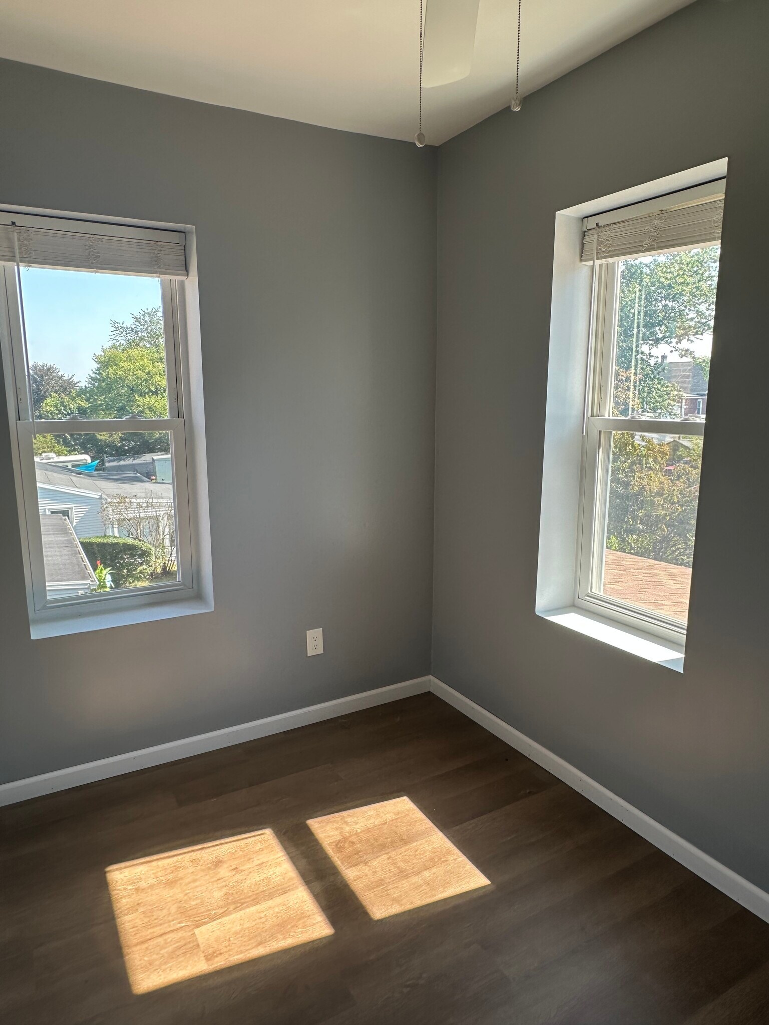 Building Photo - 326 Walnut St