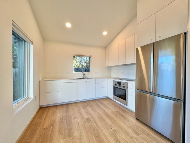 Building Photo - Newly Built 2 Bedroom 2 Bath Single Level ...