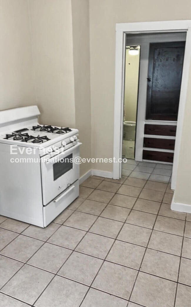 Building Photo - 3391 W 117th St