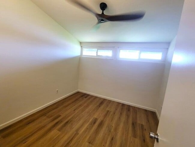 Building Photo - Renovated Single Story House - Close to Fr...