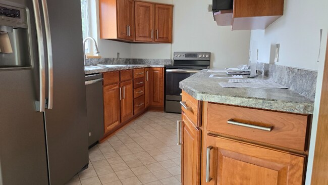 Building Photo - 4320 N 135th St