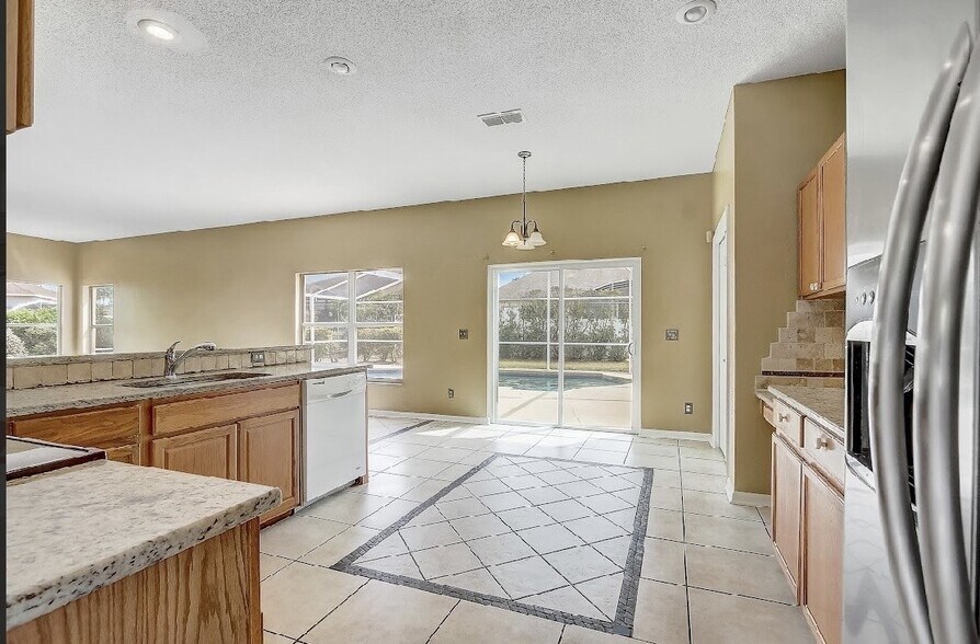 Building Photo - 112 Ivy Brook Ct