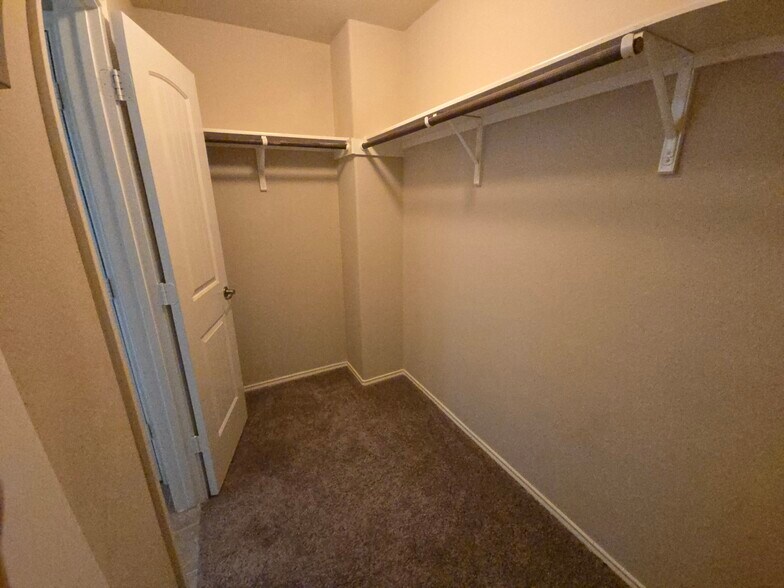 Master walk-in closet 2 - 10116 Deer Chase Trl