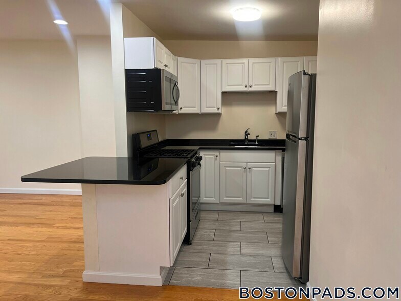 Building Photo - 57 Dudley St