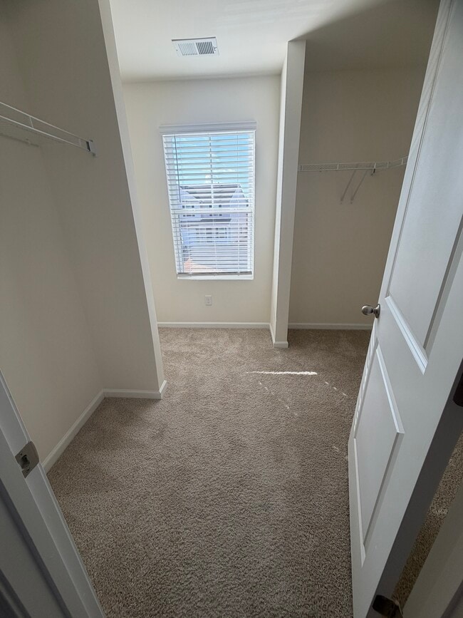 Building Photo - 6019 Willutuck Dr