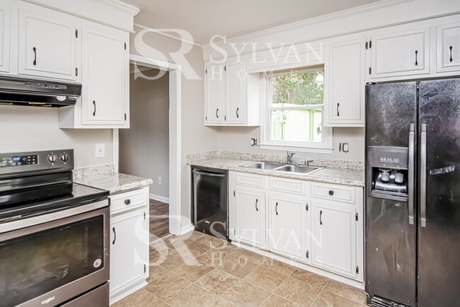 Building Photo - Living where You Love is Good for your Heart!