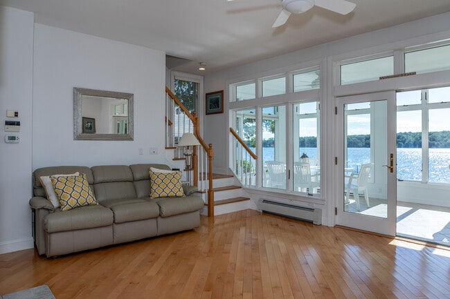 Building Photo - 300 Bantam Lake Rd