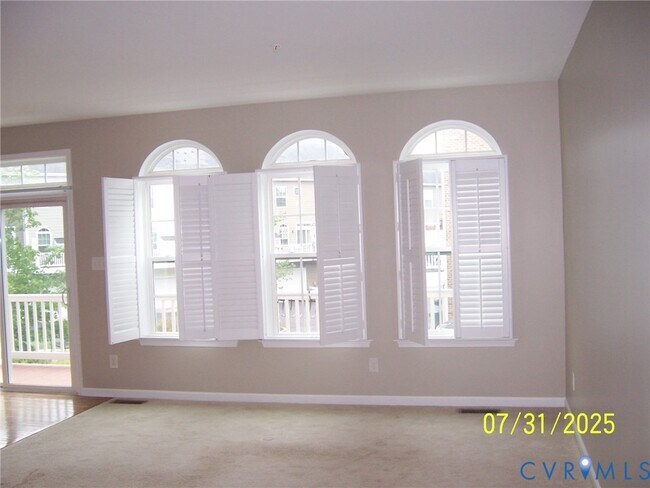 Building Photo - 1805 Liesfeld Parkway