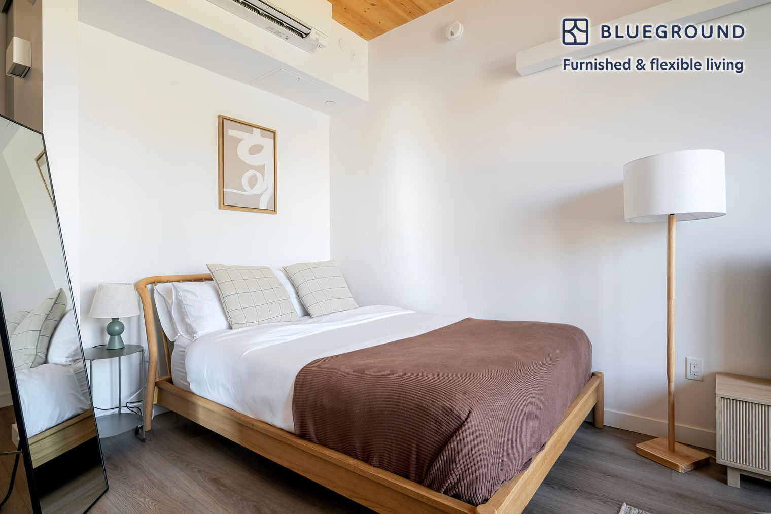 Building Photo - 154 Broadway