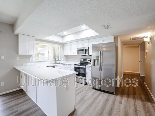 Building Photo - 5357 W Cholla St