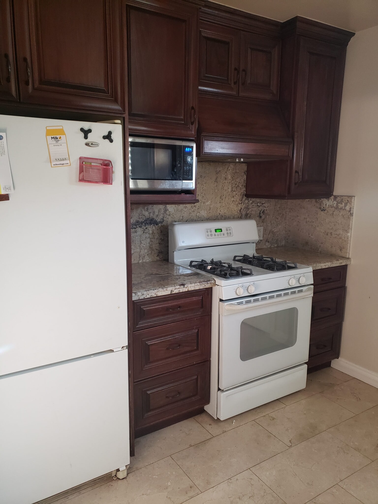 Building Photo - 705 Keenan St