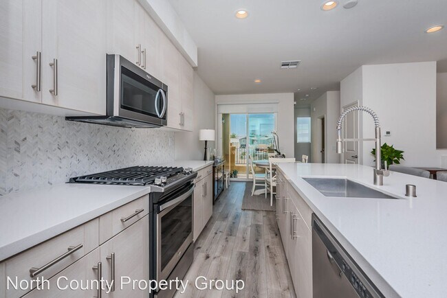 Building Photo - 3 br, 3 bath House - 1170 Via Lucero