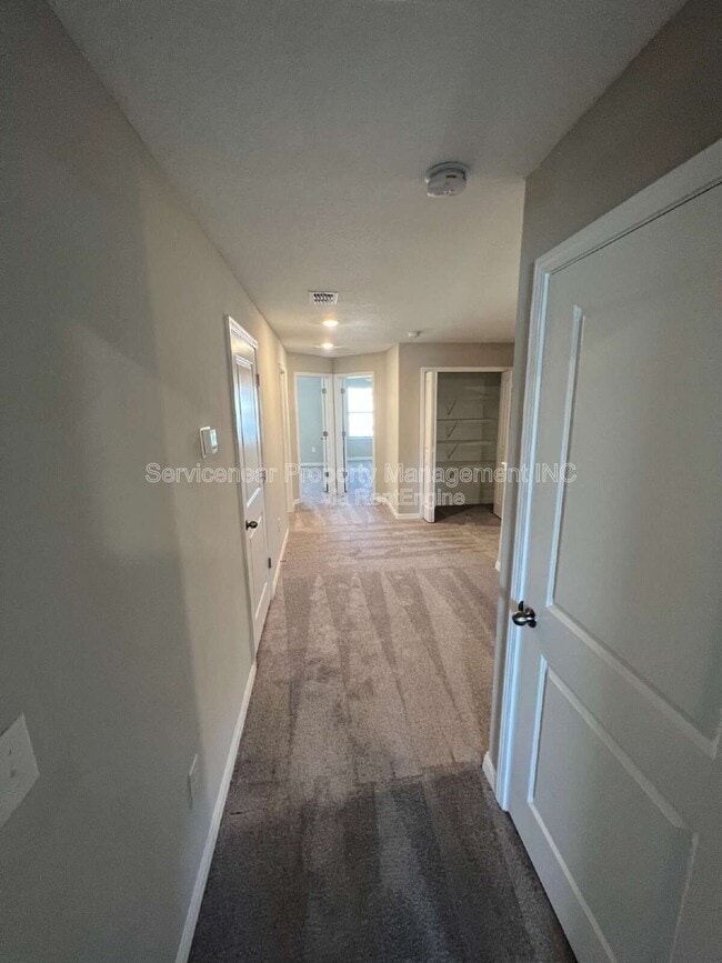 Building Photo - 9625 Pembrooke Pines Dr