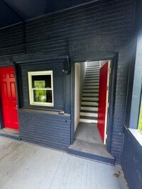 Building Photo - 1009 Ellsworth Pl